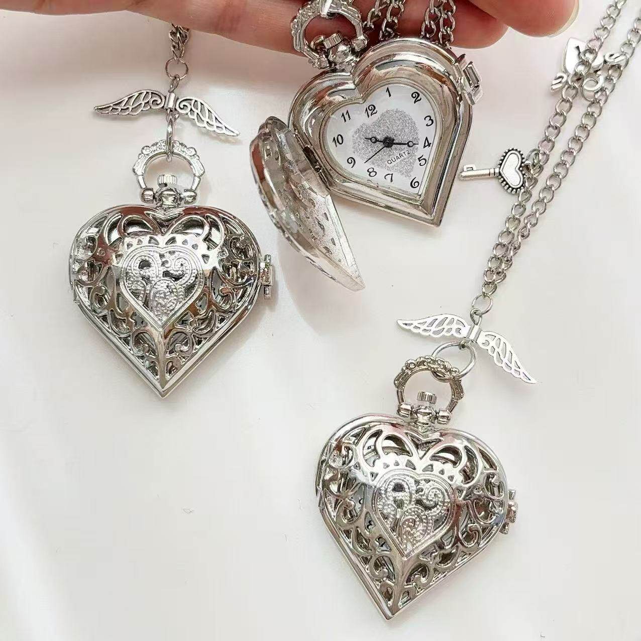 Y2K ホローハート懐中時計チェーンネックレスデザインスチー - Vintage Jewelry Watches Women のレビューと価格