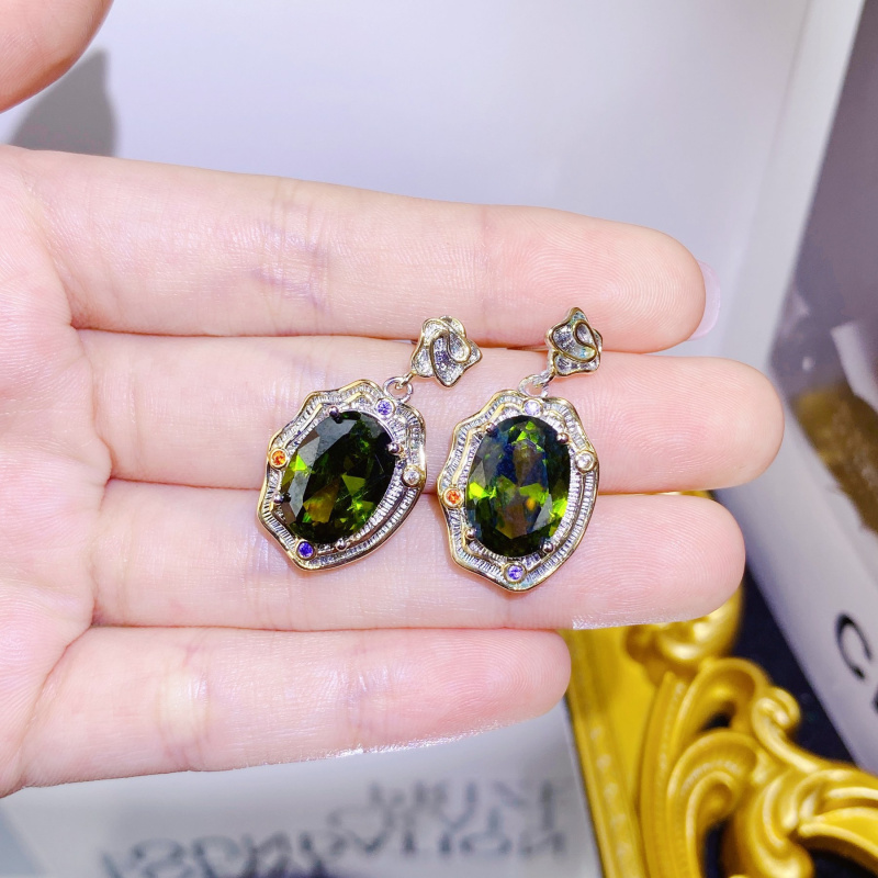 「ゴーストアーティファクト」ネックレスペンダント、イヤリング - Used Jewelry Watches のレビューと価格